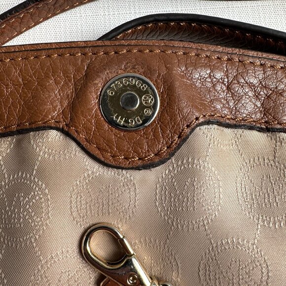 Michael Kors Bradford Crossbody MK Logo Flap Bag Beige/Brown Adjustable Strap - Picture 13 of 16